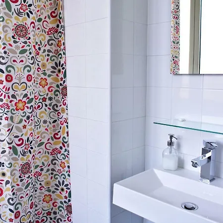 Il Cielo Sopra Konukevi